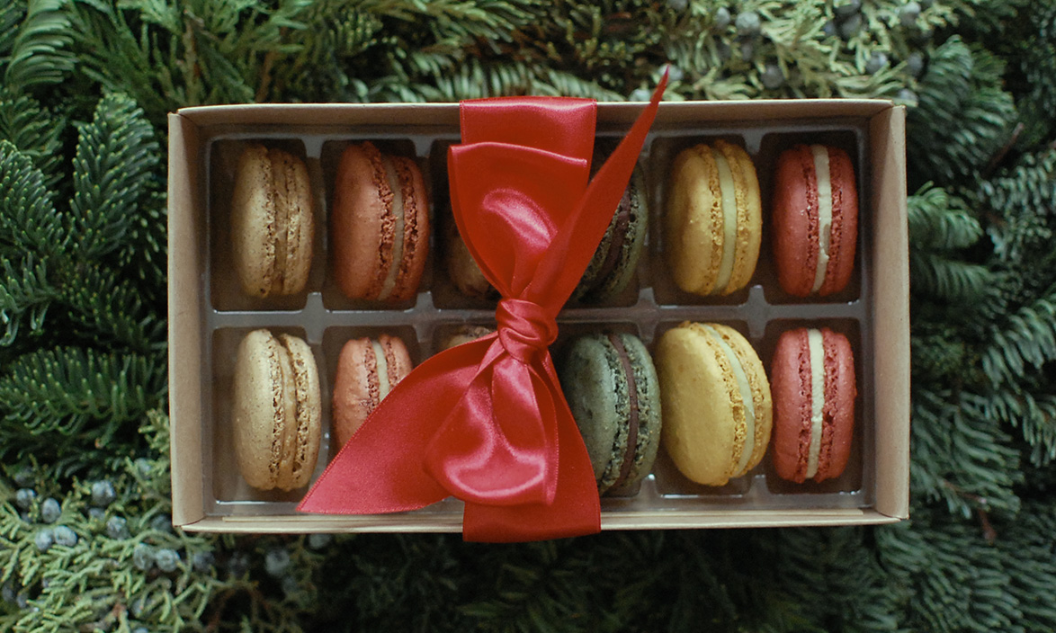 Classic Sized Macarons